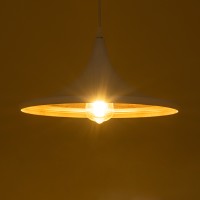 GLOBOSTAR® SHANGHAI 01026-B Μοντέρνο Κρεμαστό Φωτιστικό Οροφής με Ντουί 1 x E27 AC 220-240V IP20 - Λευκό & Χρυσό - Μ37 x Π37 x Υ17cm
