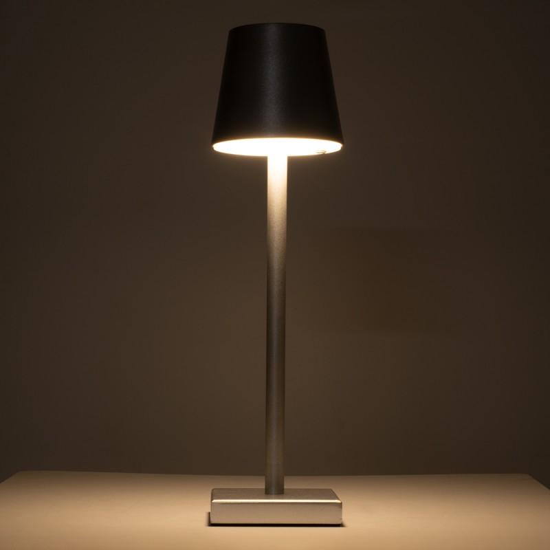 GLOBOSTAR® NEGA 60476 Μοντέρνο Επιτραπέζιο Φωτιστικό LED 2.2W 154lm 360° DC 5V με USB με Επαναφορτιζόμενη Μπαταρία Li-ion 3.7V 4000mAh IP20 Θερμό Λευκό 2700K με Αφή Dimmable - Lumileds SMD Chip - Ασημί - Μ10 x Π10 x Υ39cm - 2 Χρόνια Εγγύηση