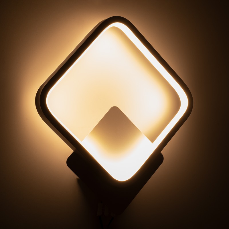 GLOBOSTAR® LENA 61080 Μοντέρνο Φωτιστικό Τοίχου - Απλίκα LED 12W 1440lm 300° AC 220-240V IP20 Ρυθμιζόμενο Λευκό CCT με On/Off 2700K/4500K/6000K - Lumileds SMD Chip - Λευκό Ματ - Μ25 x Π5.5 x Υ29.5cm - 3 Χρόνια Εγγύηση