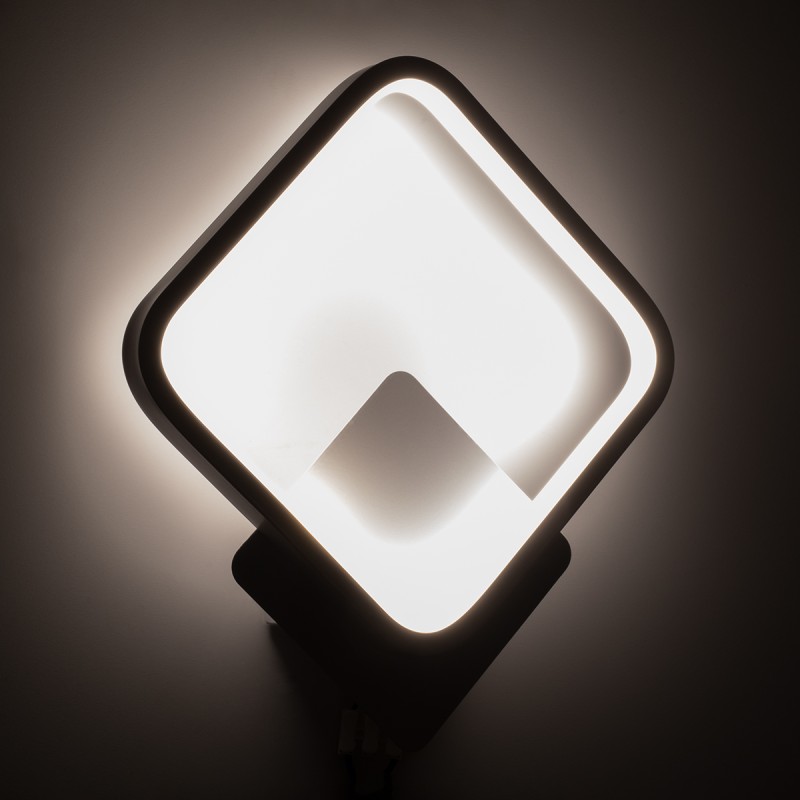 GLOBOSTAR® LENA 61080 Μοντέρνο Φωτιστικό Τοίχου - Απλίκα LED 12W 1440lm 300° AC 220-240V IP20 Ρυθμιζόμενο Λευκό CCT με On/Off 2700K/4500K/6000K - Lumileds SMD Chip - Λευκό Ματ - Μ25 x Π5.5 x Υ29.5cm - 3 Χρόνια Εγγύηση