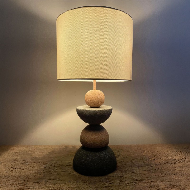 ZENSTONE A ΦΩΤΙΣΤΙΚΟ ΕΠΙΤΡΑΠΕΖΙΟ 26x26x49cm POLYRESIN ΠΟΛΥΧΡΩΜΟ ΥΦΑΣΜΑ ΛΕΥΚΟ