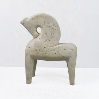 ARCHON II ΔΙΑΚΟΣΜΗΤΙΚΟ ΑΛΟΓΟ 17x7.5x22cm RESIN ΜΠΕΖ