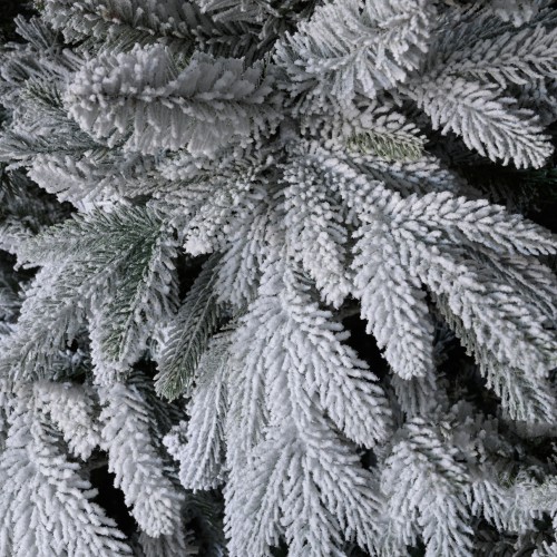 CHRISTMAS DREAMS ΧΡΙΣΤΟΥΓΕΝΝΙΑΤΙΚΟ ΔΕΝΤΡΟ ΧΙΟΝΙΣΜΕΝΟ 130x130x180cm PE/PVC ΠΡΑΣΙΝΟ ΛΕΥΚΟ