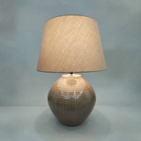 MIO ΦΩΤΙΣΤΙΚΟ ΕΠΙΤΡΑΠΕΖΙΟ 33x33x46cm ΚΕΡΑΜΙΚΟ ΚΑΦΕ ΜΠΕΖ ΥΦΑΣΜΑ ΚΑΦΕ ΜΠΕΖ