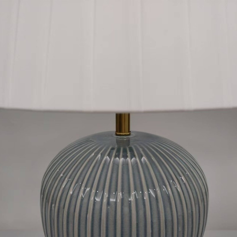 SERA ΦΩΤΙΣΤΙΚΟ ΕΠΙΤΡΑΠΕΖΙΟ 35x35x52cm ΚΕΡΑΜΙΚΟ ΠΕΤΡΟΛ ΜΕΤΑΞΩΤΟ ΥΦΑΣΜΑ ΛΕΥΚΟ