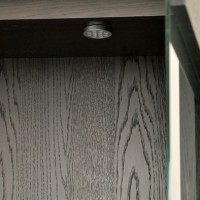 Βιτρίνα Seville από ξύλο βελανιδιάς σε μαύρο 100x41x200cm