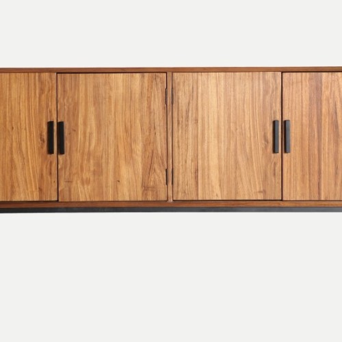 Μπουφές Lauris με 4 πόρτες σε ανοιχτό καρυδί 180x40x85cm