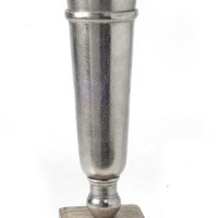 Βάζο ρουστίκ αλουμινίου σε ξύλινη βάση 11.5x40cm
