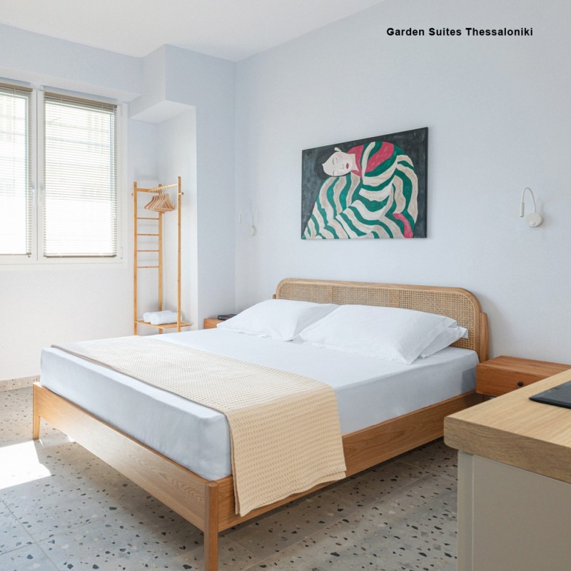 Κρεβάτι διπλό Nextdeco Newton (για στρώμα 160x200εκ.), σε φυσικό χρώμα Υ100x166,5x208εκ