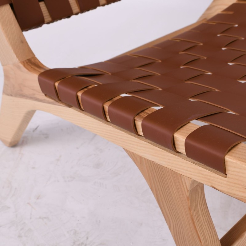 DUNE MAX Lounge Καρέκλα, Ξύλο Απόχρωση Φυσικό, Κάθισμα-Πλάτη Ιμάντες Pu Καφέ 67x78x77cm